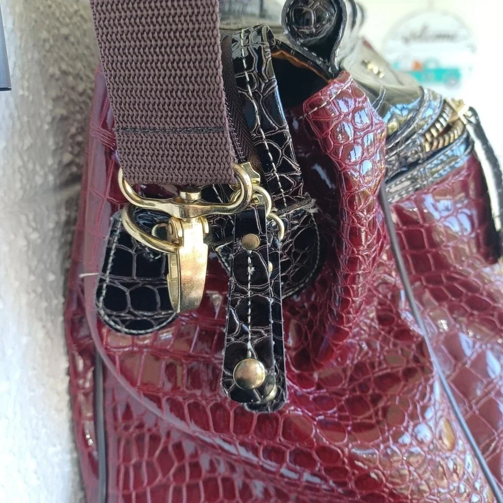 Samantha Brown Burgundy Black Croco Embossed Satchel Travel Bag Shoe Compartment